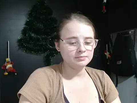 HellenMiyer1111 online show from December 13, 10:02 pm
