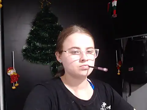 HellenMiyer1111 online show from December 23, 11:17 pm