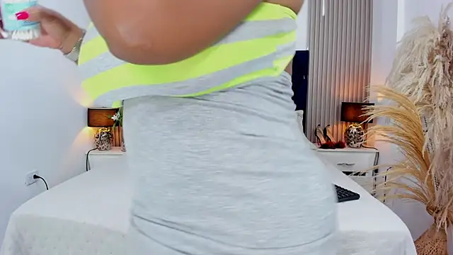 Snapshot of gabytyara2 chatting on February 27, 4:18 pm gabytyara2 online show from February 27, 4:18 pm