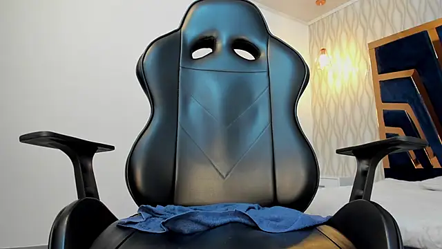 Petesevans online show from March 1, 2:26 am