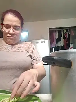 karlythothxh online show from February 19, 6:21 pm