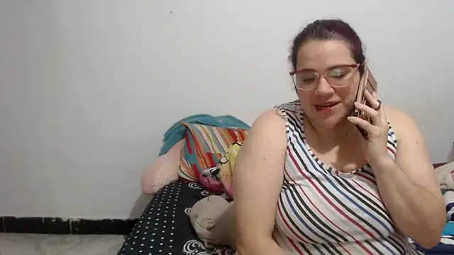 karlythothxh online show from March 20, 3:25 pm