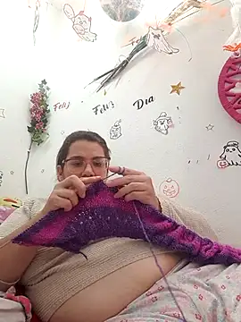 karlythothxh online show from October 5, 7:01 pm