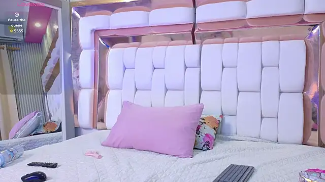 sexysistter online show from February 23, 12:13 pm