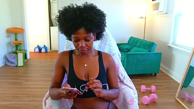 Snapshot of mochamimi chatting on October 17, 3:03 pm mochamimi online show from October 17, 3:03 pm