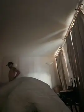 shehandme online show from February 8, 8:29 am