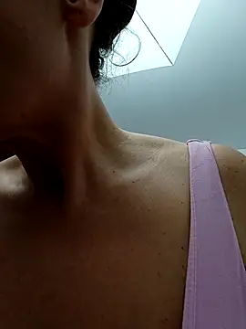 RebeccaNoble online show from November 4, 12:59 pm