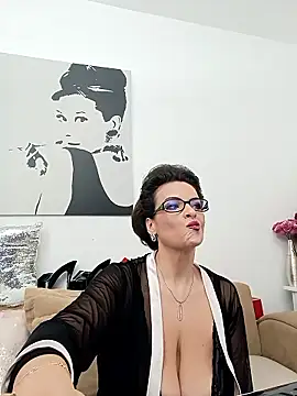 RebeccaNoble online show from January 7, 5:48 pm