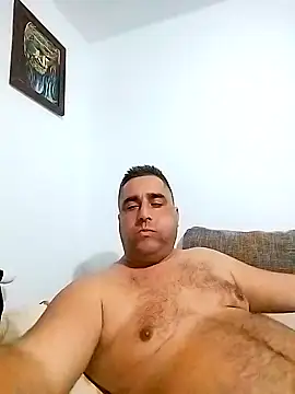 ADRIAN ADI40 online show from December 6, 3:11 pm