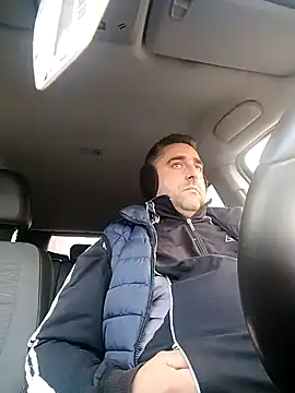 ADRIAN ADI40 online show from December 16, 7:37 am