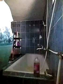 ADRIAN ADI40 online show from February 23, 1:53 pm