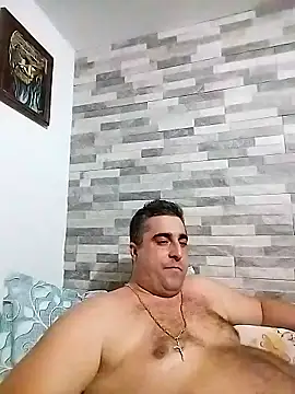 ADRIAN ADI40 online show from January 11, 5:40 pm