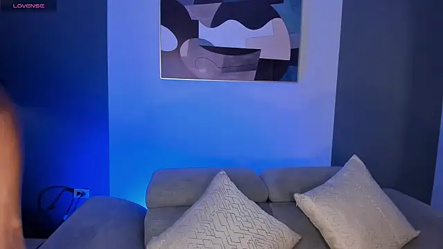 LindseyCox online show from March 14, 4:54 am