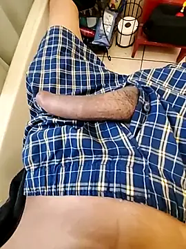 Snapshot of Bigstiffyuh chatting on November 14, 7:01 pm Bigstiffyuh online show from November 14, 7:01 pm