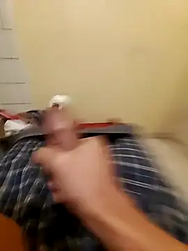 Snapshot of Bigstiffyuh chatting on November 19, 10:37 am Bigstiffyuh online show from November 19, 10:37 am