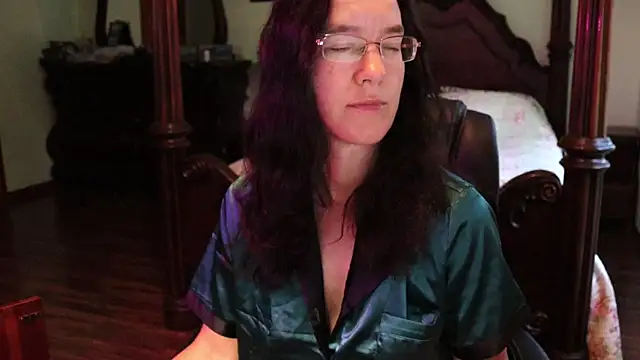 thornburyrose online show from June 17, 10:50 am