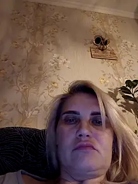 JennyOMay online show from February 25, 5:33 pm