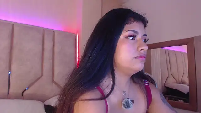 ChantalPetit online show from June 16, 3:36 pm