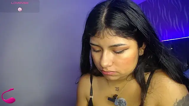 ChantalPetit online show from July 12, 12:07 pm
