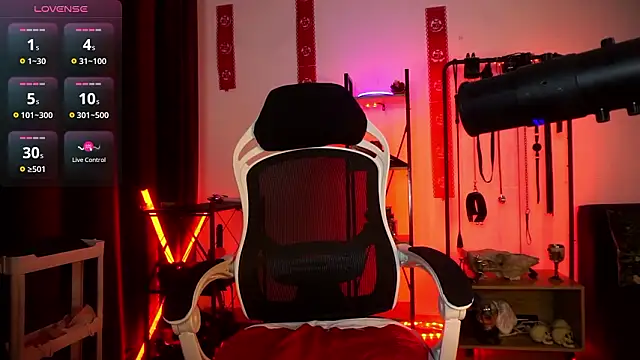 Snapshot of CyberXGoddess chatting on February 22, 2:13 am CyberXGoddess online show from February 22, 2:13 am