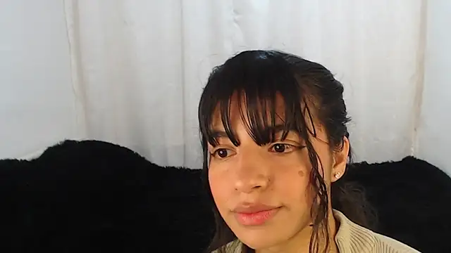 Snapshot of Liz_Galactic chatting on February 5, 10:12 pm Liz Galactic online show from February 5, 10:12 pm