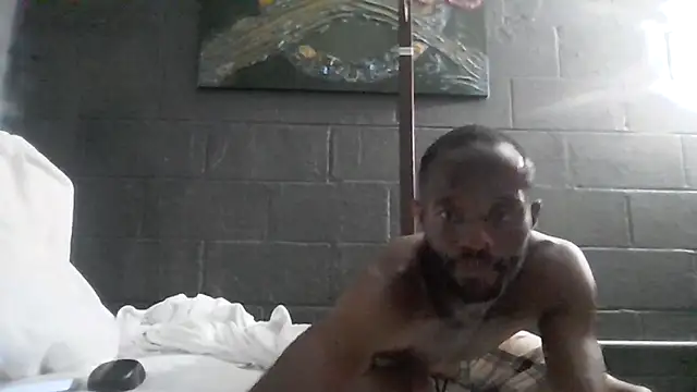 Maculine Stayr online show from May 21, 11:39 am