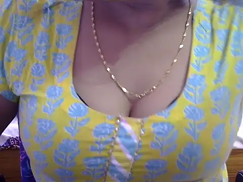 Snapshot of Your_wild_Dia chatting on October 13, 5:18 am Your wild Dia online show from October 13, 5:18 am