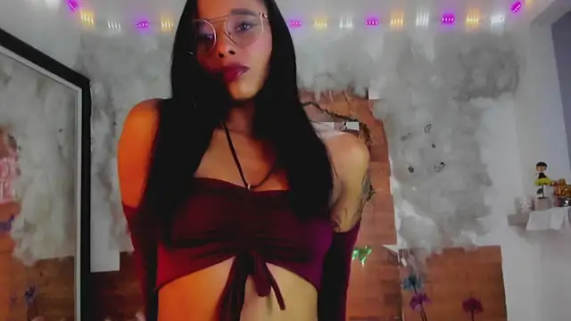 kelly thomson online show from February 7, 10:20 pm