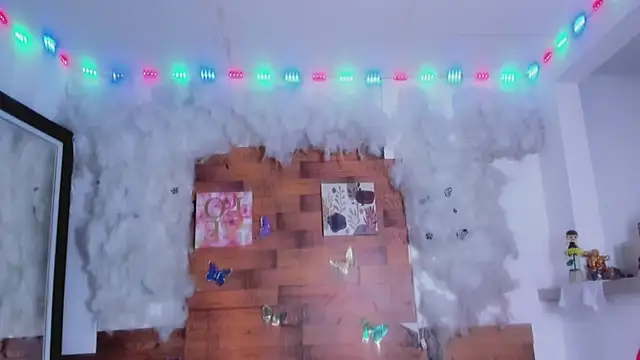 kelly thomson online show from February 20, 10:37 pm