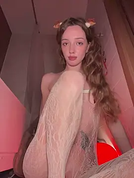 Weeissy online show from December 18, 8:15 pm