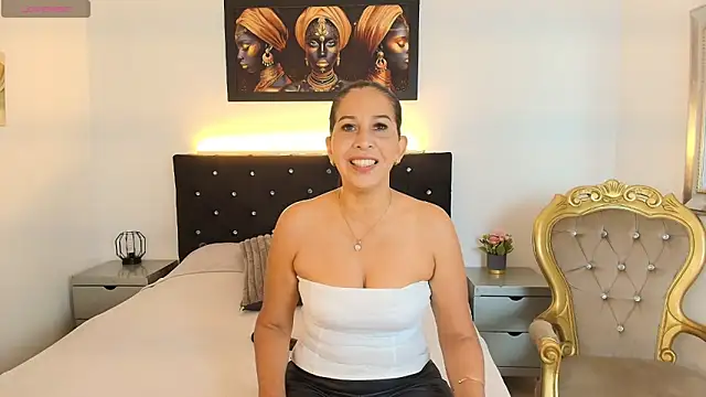 Snapshot of Shanon_mature chatting on March 13, 7:09 pm Shanon mature online show from March 13, 7:09 pm