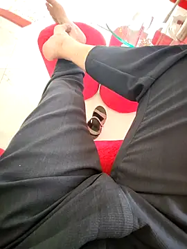 chaunguyen1993 online show from December 21, 7:26 am