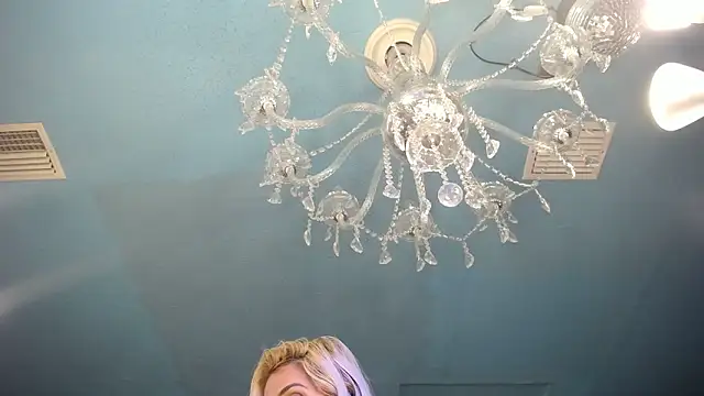 ADRIANNA FOX online show from January 28, 3:57 pm