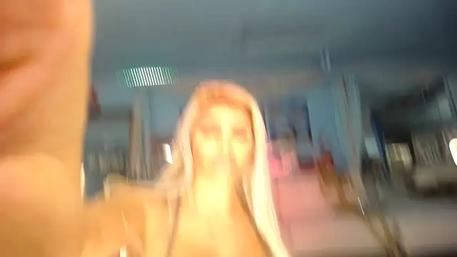 ADRIANNA FOX online show from February 3, 8:24 am