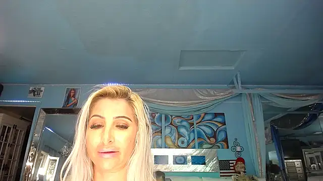 ADRIANNA FOX online show from February 5, 1:37 am