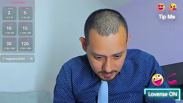 jhonyalzate2 online show from December 18, 5:59 am