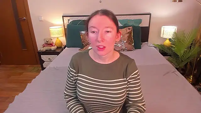 CatherineWalls online show from March 10, 2:05 am
