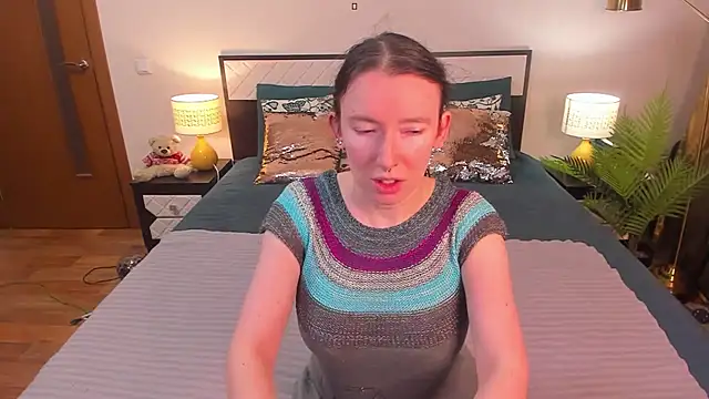 CatherineWalls online show from April 7, 5:30 am