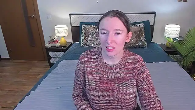 CatherineWalls online show from May 28, 5:16 am