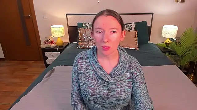CatherineWalls online show from June 4, 4:29 am