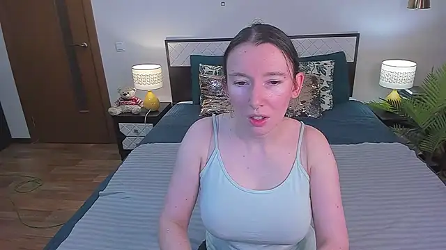 CatherineWalls online show from June 11, 3:04 am