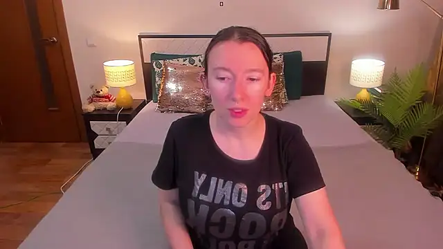 CatherineWalls online show from July 6, 3:03 am