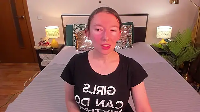 CatherineWalls online show from July 13, 3:42 am