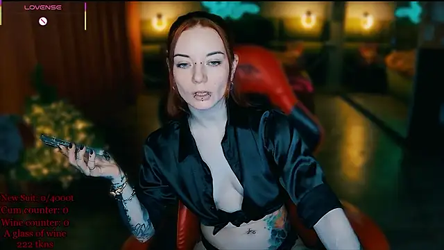 Snapshot of MaxPhoenixx chatting on March 15, 8:04 pm MaxPhoenixx online show from March 15, 8:04 pm