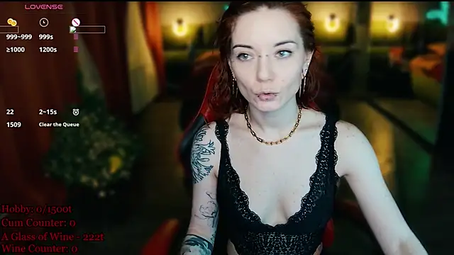 MaxPhoenixx online show from May 4, 7:32 pm