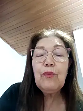 Vicky Rosse online show from February 27, 7:37 pm