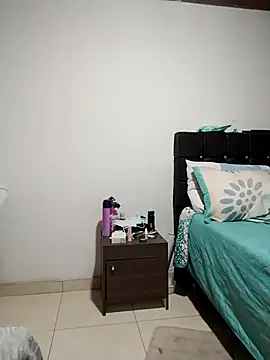 Vicky Rosse online show from November 13, 7:24 pm