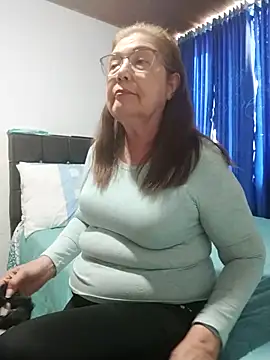 Vicky Rosse online show from November 19, 6:52 pm