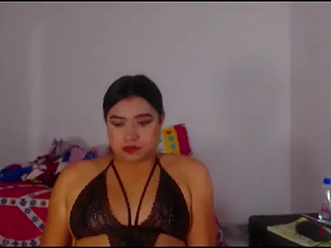 katrinawillff online show from July 13, 6:16 am