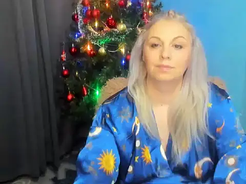 Snapshot of BroklynRydes chatting on December 16, 10:37 pm BroklynRydes online show from December 16, 10:37 pm